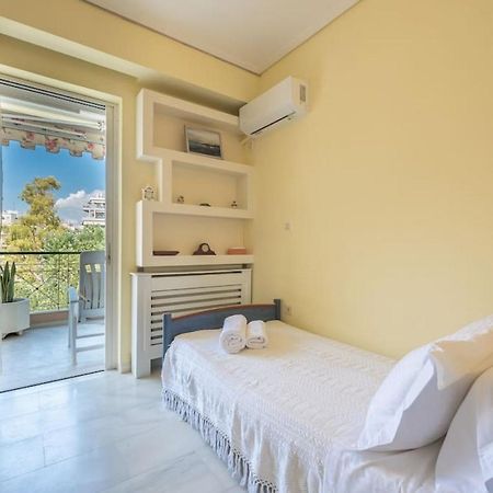 Central 3Br Apartment Next To Panormou Metro! أثينا المظهر الخارجي الصورة