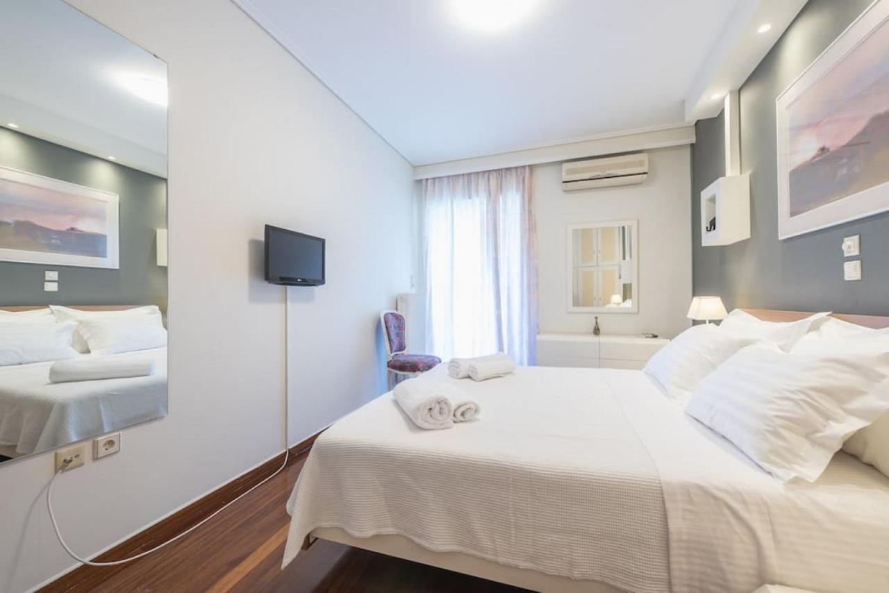 Central 3Br Apartment Next To Panormou Metro! أثينا المظهر الخارجي الصورة